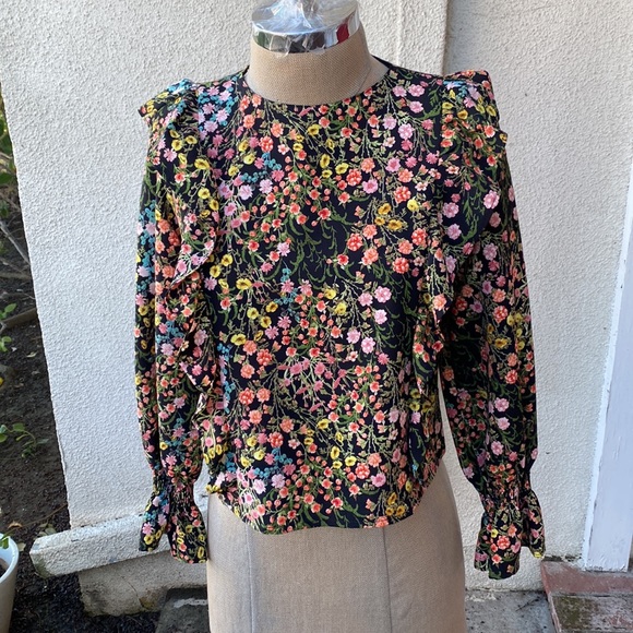 NWOT Zara gorgeous floral blouse w/ a beautiful backing. Stunning floral colors! - Picture 3 of 11